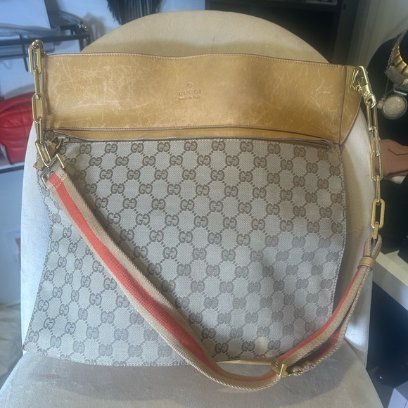 🩷 GUCCI CROSSBODY RARE! 🩷 - Picture 4 of 16